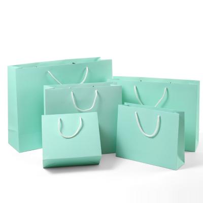 China Customized High Quality And Cheap Recyclable Paper Gift Bags Printing for sale