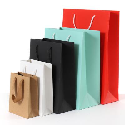 China Recyclable Wholesale Custom Printed Luxury Gift Shopping Paper Bags for sale