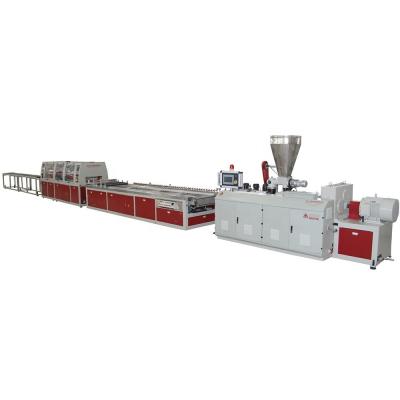 China Professional Double Screw PVC Hollow Sheet Extruder Machine with Satisfaction Guarantee for sale