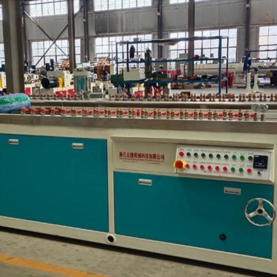 China 380V 50hz PVC-dekplaten-extrusielijn voor de productie van bouwmaterialen Te koop