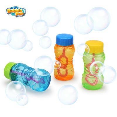 China Transparent Indoor Outdoor and Travel Theme Parties 4 Ounce Bubble Solution Summer Bubble Blowing Toy Set 4 Blow Bubbles for Gift Outdoor Activity for sale