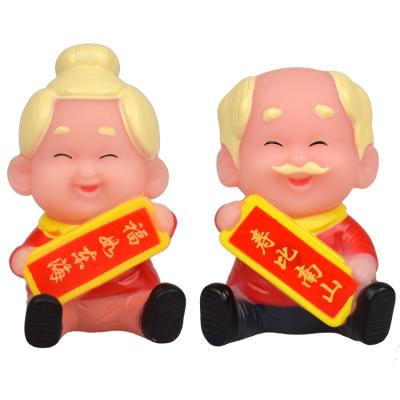 China Amazing Toys Home Decoration Grandfather and Grandmother Figure Vinyl Figure and Women Cake Topper Old Man Figure Home Decoration for sale