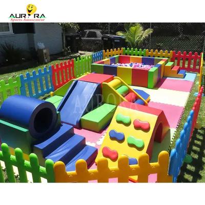 China Kleurrijke kleuter baby soft play apparatuur voor verhuur soft play set Te koop