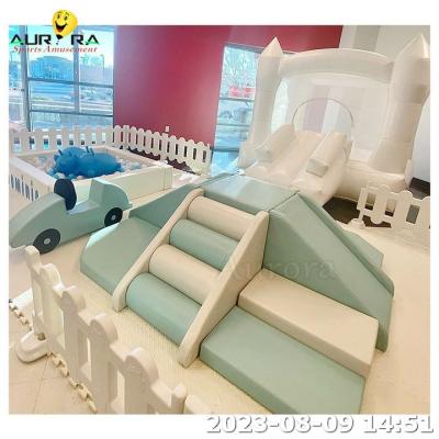 China Indoor Playground Soft Play Equipment Customized Soft Play inflatable Bounce House for sale