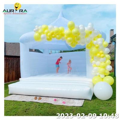 China Sport Bounce House Inflatable White Bouncy Castle For Wedding Jumping Castle for sale