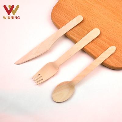 China Eco-Friendly Reusable Biodegradable Disposable Wooden Bamboo Set Travel Flatware Cutlery Utensils Earning Disposable Bamboo Set for sale