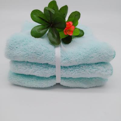 China Hand Towel Compressed Coral Fleece Cleaning Towel for sale