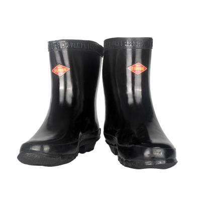 China Factory Price Oil Resistant Shoes Gas Stations Chemical Insulated Shoes Neoprene Rain Boot For Men Rubber for sale