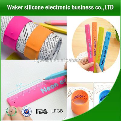 China Pop On Easily Kids Wristband With Silicone Ruler Band, Kids Snap On Ruler Silicone Wristband for sale