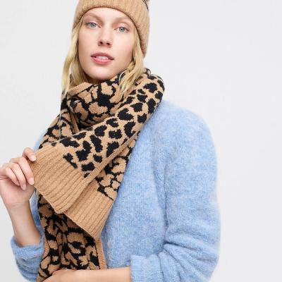 China 56/30/10/4 LEOPARD JACQUARD WOMEN'S POLYAMIDE/WOOL/ALPACA/ELASTANE LEOPARD JACQUARD KNITTED ACCESSORIES SET for sale