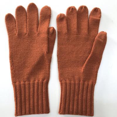 China 3D Shape To Inch End WOMEN'S 100% WOOL KNITTED GLOVE for sale