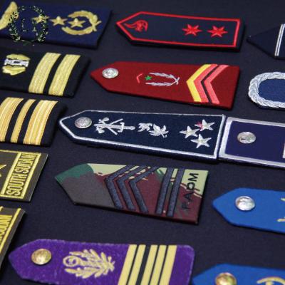 China Light factory wholesale all kinds of military army uniform badges for sale