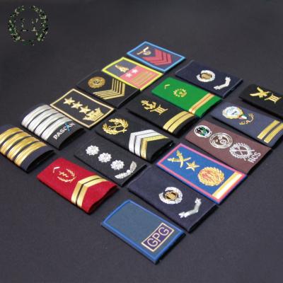 China Light factory wholesale fringe military uniform epaulets with gold bullion thread decorations for sale