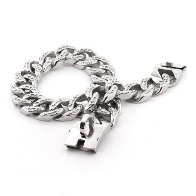 China Sustainable Quality Cast Stainless Steel Cuban Pet Buckle Collar Dog Chain for sale