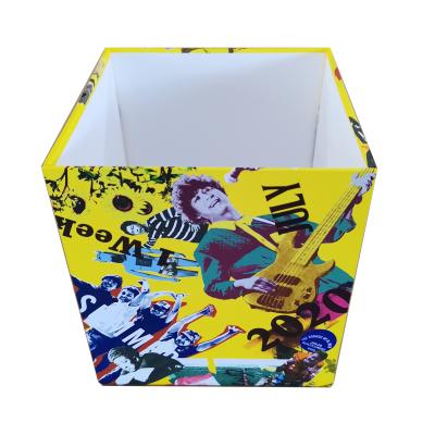 China Cardboard Packaging CD Box with Magnet for sale