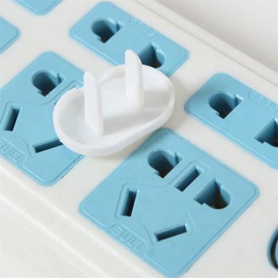 China Wholesale Guard 2 Pin And 3 Pin Plug Socket Protector Cover Easy Installation ABS Insulation Material Child Safety for sale