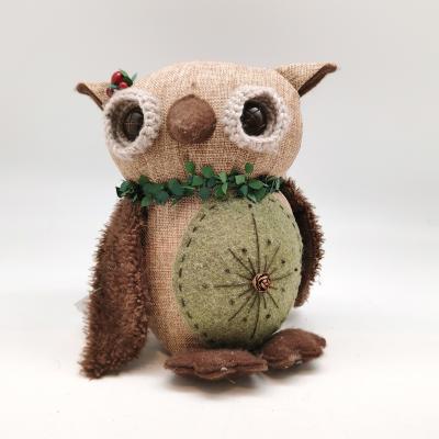 China Table Christmas Stage Decoration Artificial Indoor Natural Craft Fabric Handmade Owl for sale