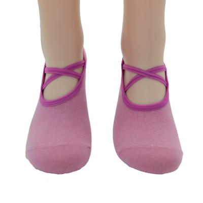 China Customized Viable Combed Crossover Pilates Ballet Dance Soft Silicone Cotton Instep Soft Instep Yoga Booties Women for sale