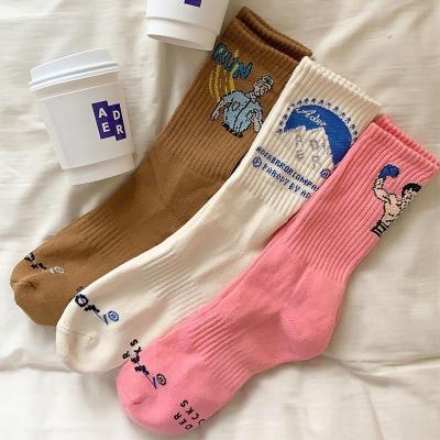 China Fashionable Cartoon Sporty Pink Korean Style Mountain Snow Hercules Socks Customized for Couples for sale