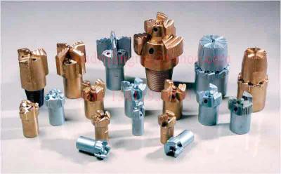 China API Standard 4 Wings Step Security Drill Bits for Big Diameter / Water Well Drilling for sale