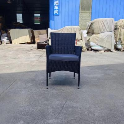 China Weather Outdoor Furniture Modern cheap stock outdoor cane courtyard furniture cover garden table chair set patio rattan sofas garden sets for sale