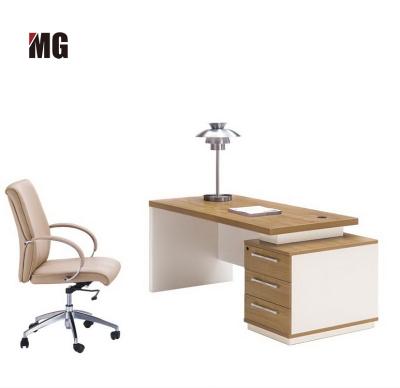 China Modern Design Office Expandable Office Desk With Bookcase Table IT Manager Table Executive Office Table Desk for sale