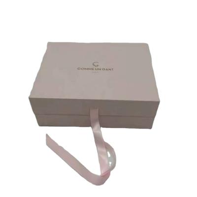 China Recyclable Luxury Porcelain Paper Color Print Art Products Foldable Clothing Box Packaging for sale