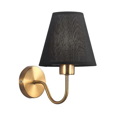 China Modern Classical Indoor Lighting Copper Gold Wall Lamp Metal Simple Antique Bedside Aisle Lighting Fabric Shade Wall Light Modern Decoration for sale