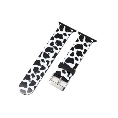 China Fashion Cow Pattern Silicone Lightweight Watch Band For Apple Watch 44mm 40mm 38mm 42mm For IWatch 6 Series 5 4 3 Milk Strap for sale