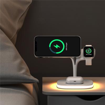 China Smart Produced New Magnetic NPO Capacitor 3 In 1 Fast Wireless Mobile Charger With Lamp Fit For Iphone Android Earphone Fast Wireless Charging for sale