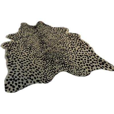 China Leopard Print Blanket Faux Fur Cowhide Non-slip Skin Carpet Animal Print Furry Area Rug For Living Room Decor for sale