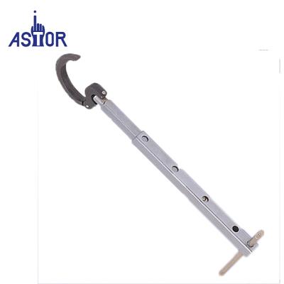 China Chrome Vanadium Steel 32 To 63MM Long Telescopic Basin Wrench for sale