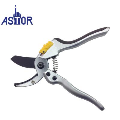 China 8 Inch Bypass Shears Anti-Slip Handle Garden Tool for sale