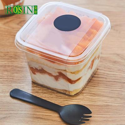 China Recycled Materials Wholesale Clear Square Box Fruit Cake Packaging Box Bakery For Cupcakes for sale