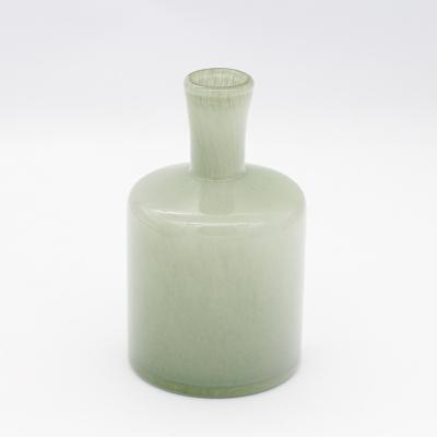 China Custom Glass Home Unique Gifts Empty Colorful Candle Jar Candle Decoration Ships For Home Decor for sale