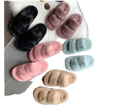 China Custom Made Women's Fashion Trend Women's Faux Fur Slipper Indoor Winter Fluffy Slide Wholesale Women's Faux Fur Slippers for sale