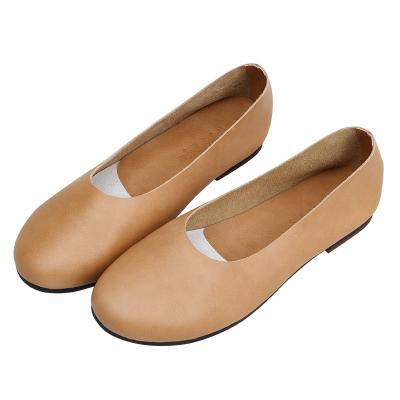 China Breathable ladies daily wear is fashionable and exquisite flat suede striping comfortable loafers for sale