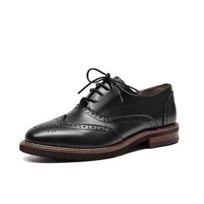 China Breathable Chinese Cut Patent Leather Made Ladies Round Toe Leather Oxford Shoes for sale