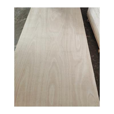 China Commercial modern high quality poplar plywood sheet, used for furniture and cabinet decoration plywood for sale