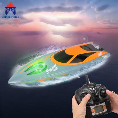 China RC Boat 2022 Popular Products Good Quality 2.4G Speedboat Remote Control Children Kids Play Racing RC Boat With Colorful Lights for sale