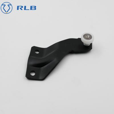 China sliding door left top roller (RHD) used for nissan E25 82401-VW000 NV350 for sale