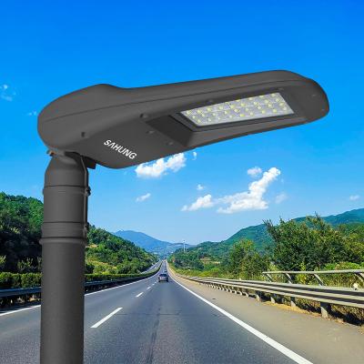 China Steet/Wharf IP65 All-in-one Waterproof Outdoor Post Light 50W 100W 150W 200W 240W Led Road Street Light for sale