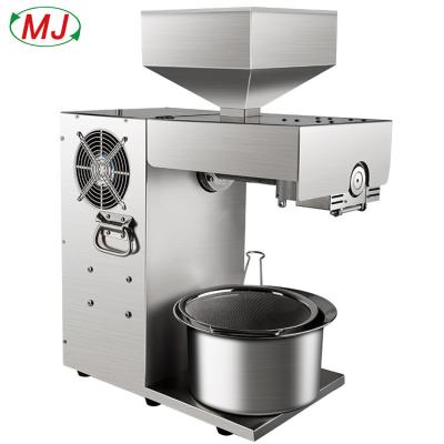 China Screw Oil Expeller Mini Home Used Walnut Almond Machine Manual Small Screw Cold Press Oil Expeller for sale