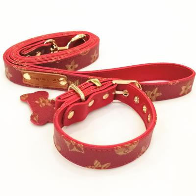 China 2021 Viable New Fashion Classic Leash Collar Dog Leather Presbyopia Old Checkered Flowers Leather Dog Leash And Collar Gift Box Set for sale