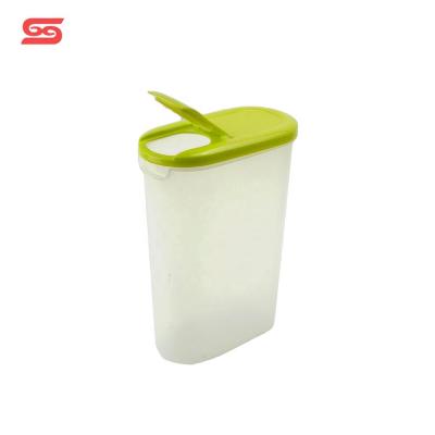 China 1900ml Kitchen Food Container Airtight Dry Plastic Storage Box Viable For Household for sale