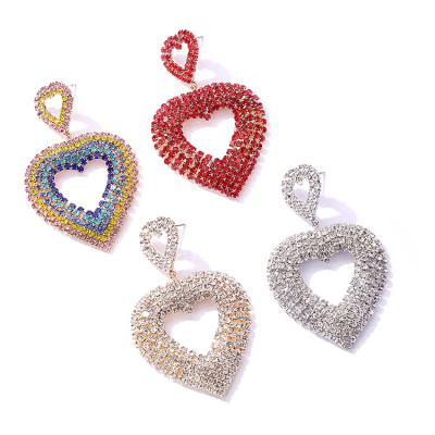 China New Design CLASSIC Earrings Heart Stud Fashion Crystal Stud Earrings For Women for sale