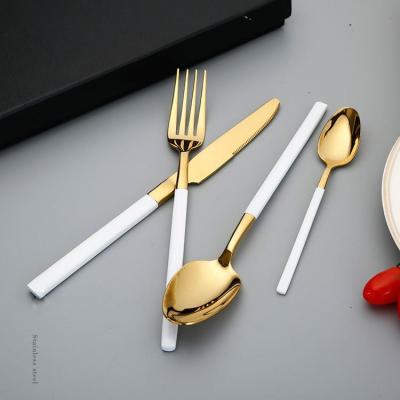 China Wholesale Viable Stand Wedding Tableware Fork Spoon Knife Set Stainless Steel Luxury Gold Royal Cutlery Set For Wedding for sale