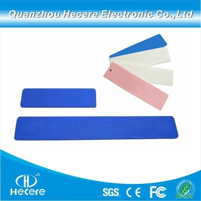 China                  Wholesale Price Hang Tag Silicone UHF RFID Laundry Tag              for sale