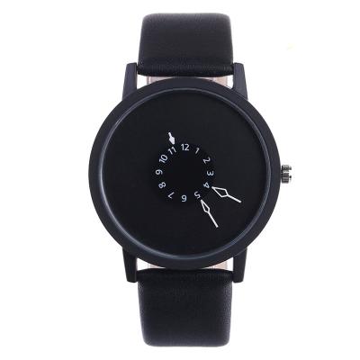 China Women Simple Wrist Watch Fashion Watches Non-Specific Leather Band Personalized Quartz Watches Women for sale