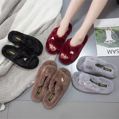 China 2021 High Quality Platform Fashion Bed Fur Slipper Flat Women's Breathable Faux Fur Home Slippers Slippers for sale